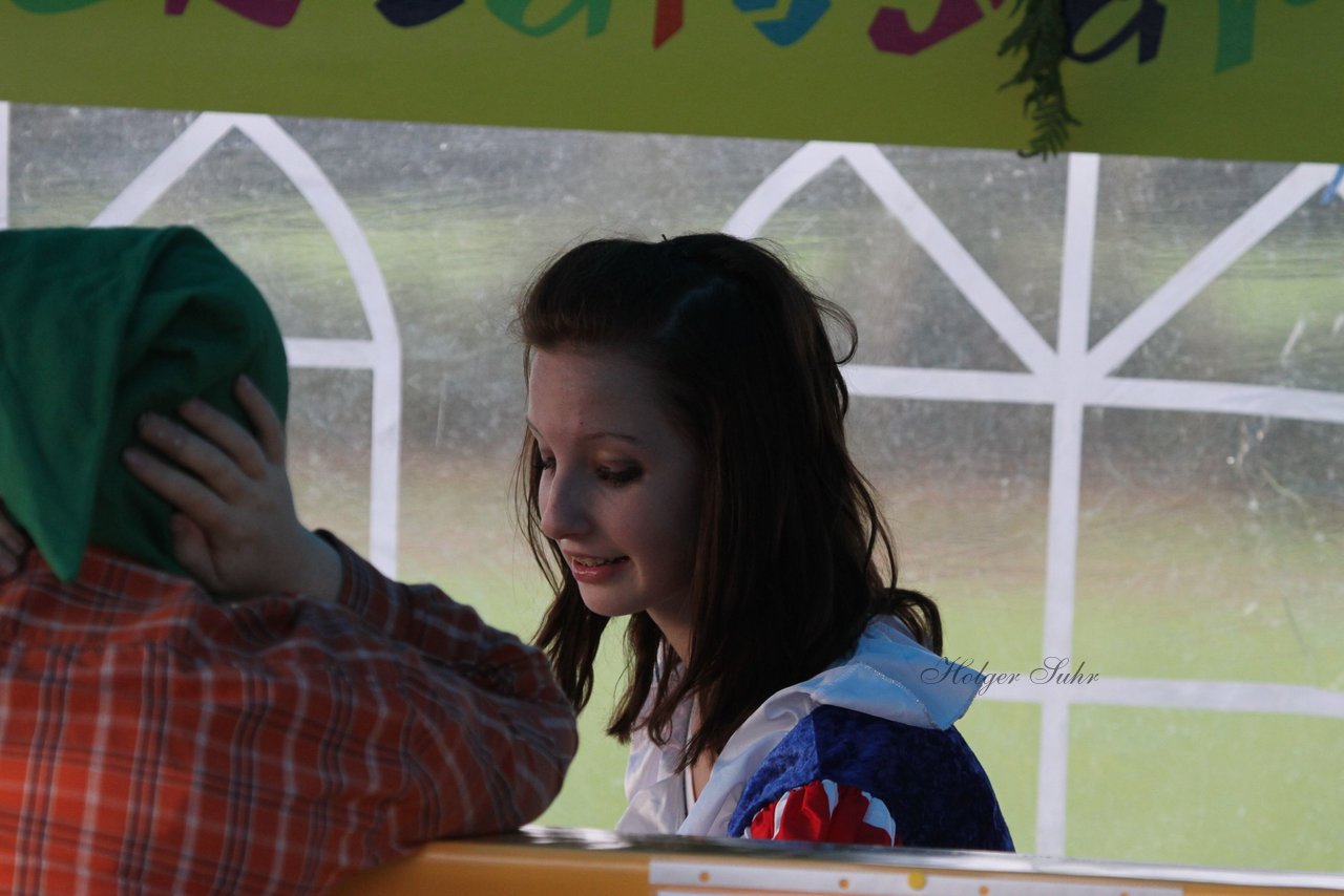 Bild 326 - Vogelschießen 2011